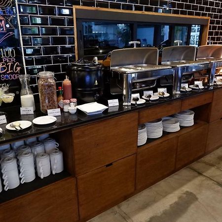 U Hotels Makati Makati City Eksteriør bilde